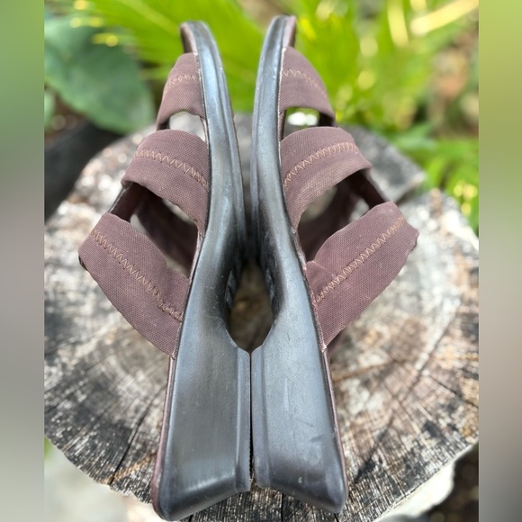 Mootsies Tootsies Women’s Brown Slip on Sandals Size 11 - Picture 5 of 8